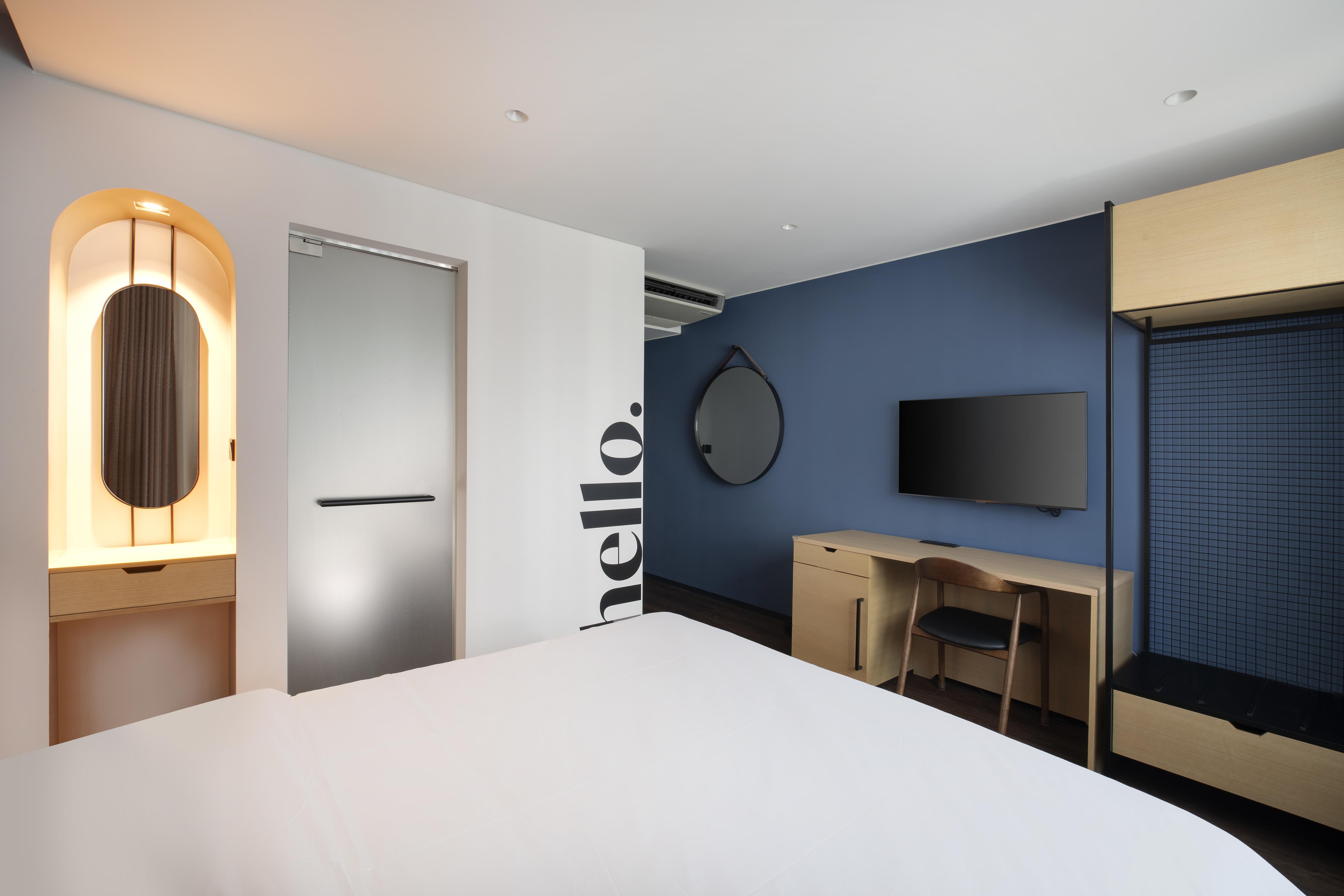 Travelodge Myeongdong Hall Hotel 4*