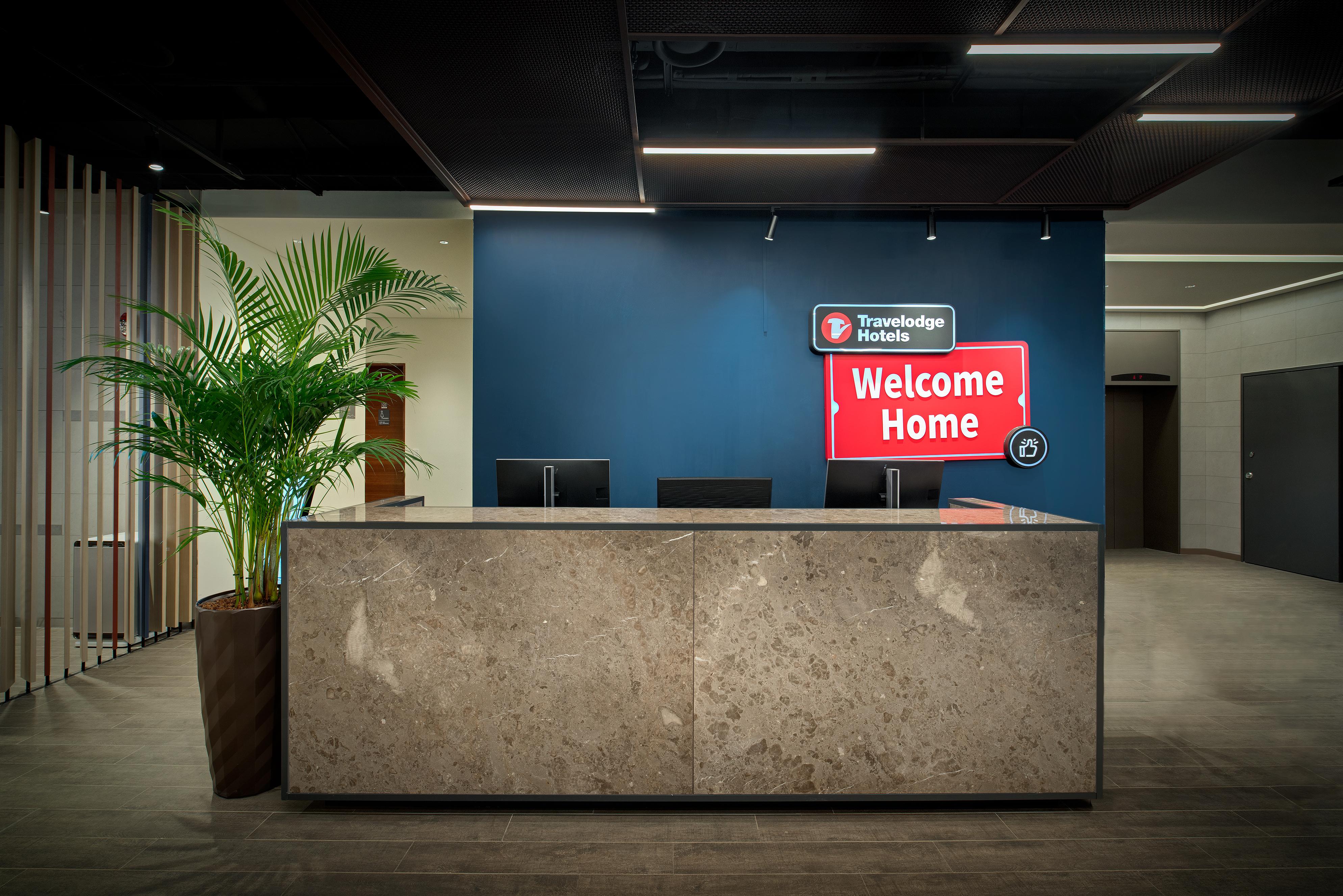 Travelodge Myeongdong Hall 4*