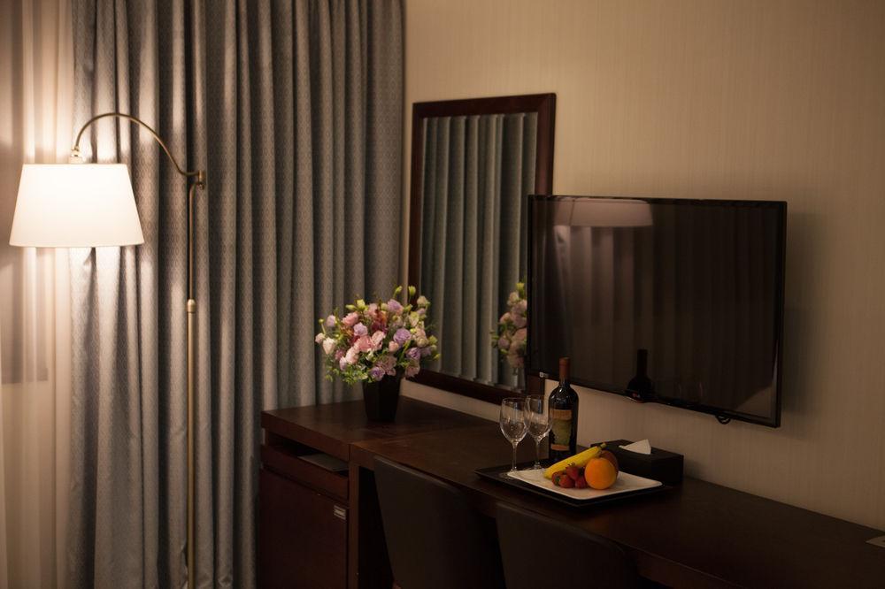 Travelodge Myeongdong Hall 4*